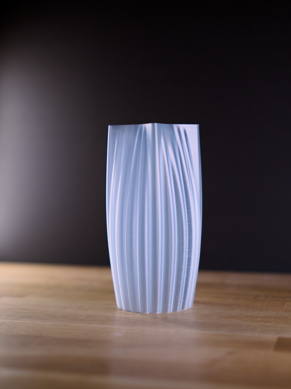 Elegant Crimped Top Design Vase