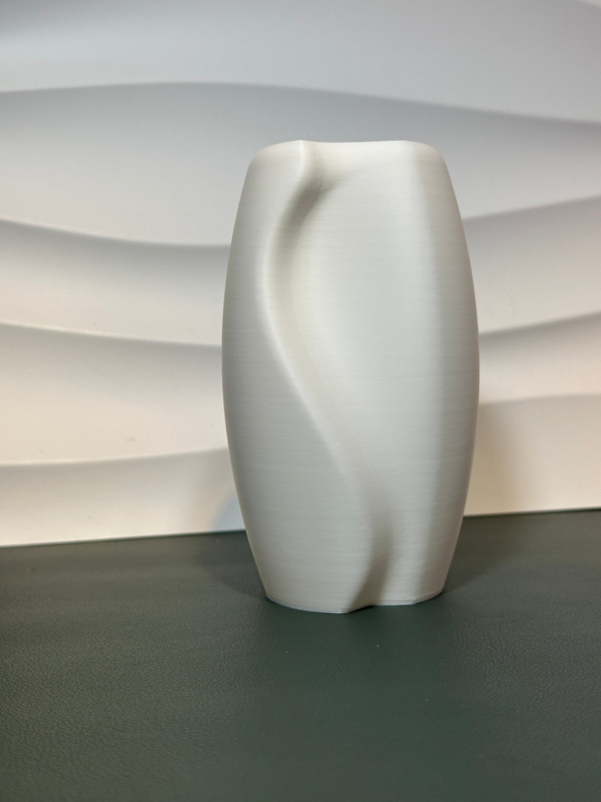 Elegant Wave Vase