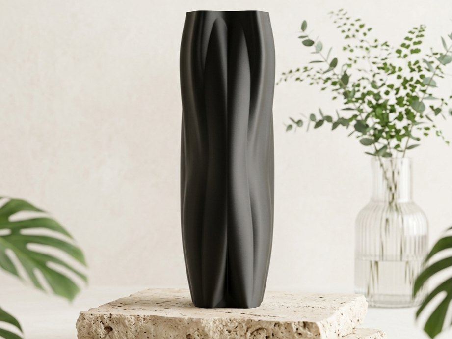 Flowganic an Organically Flowing Vase
