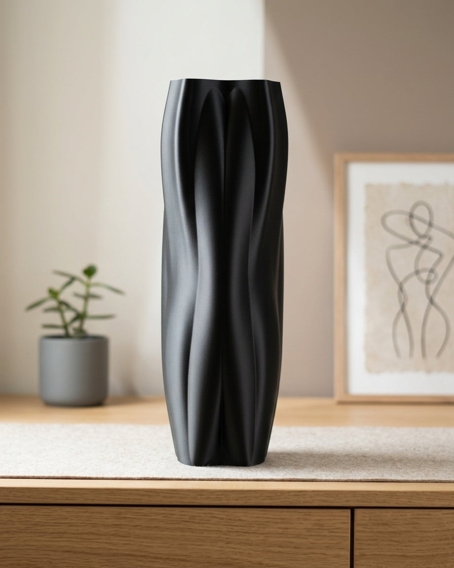Flowganic an Organically Flowing Vase