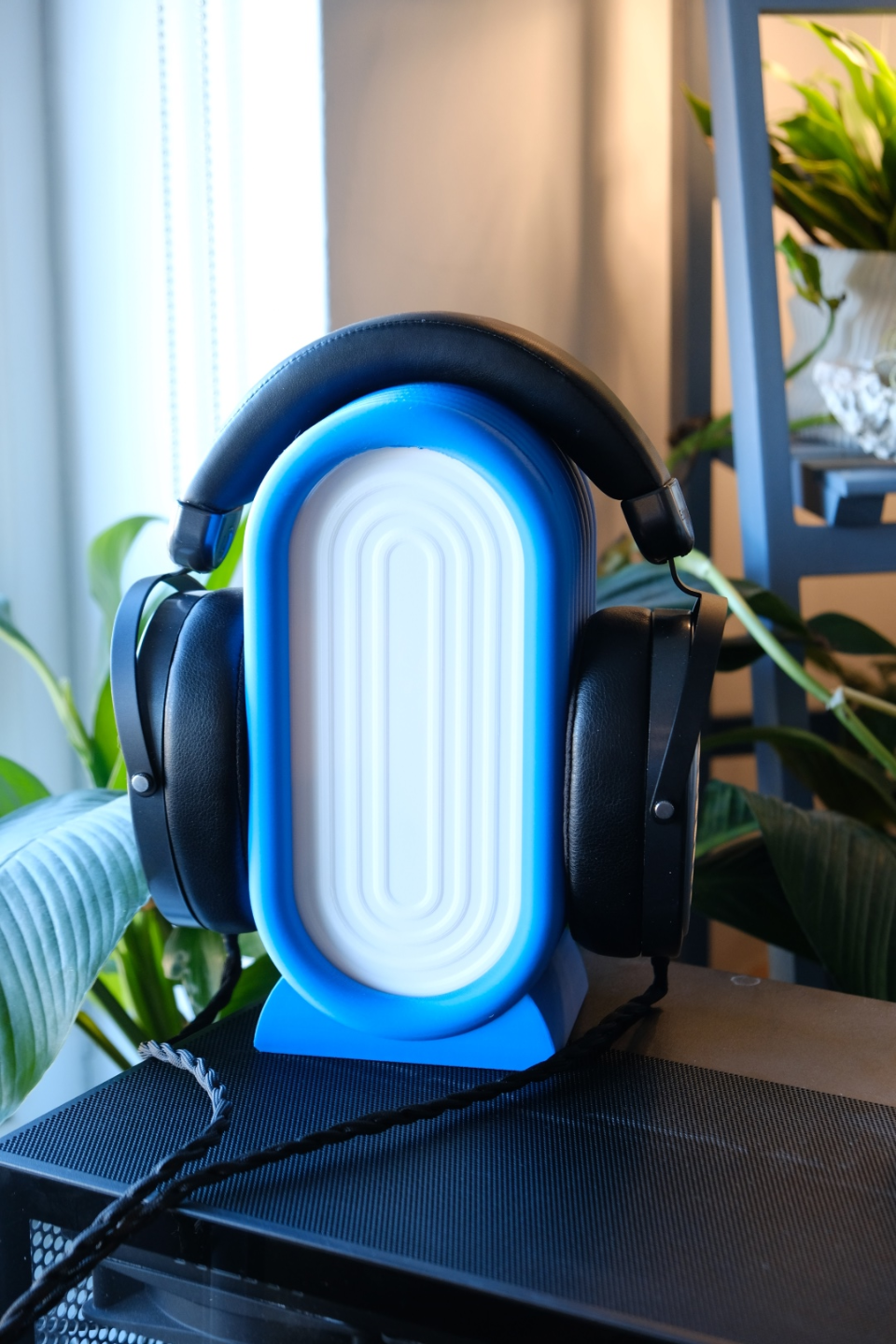Modern Headphone Rest with Light