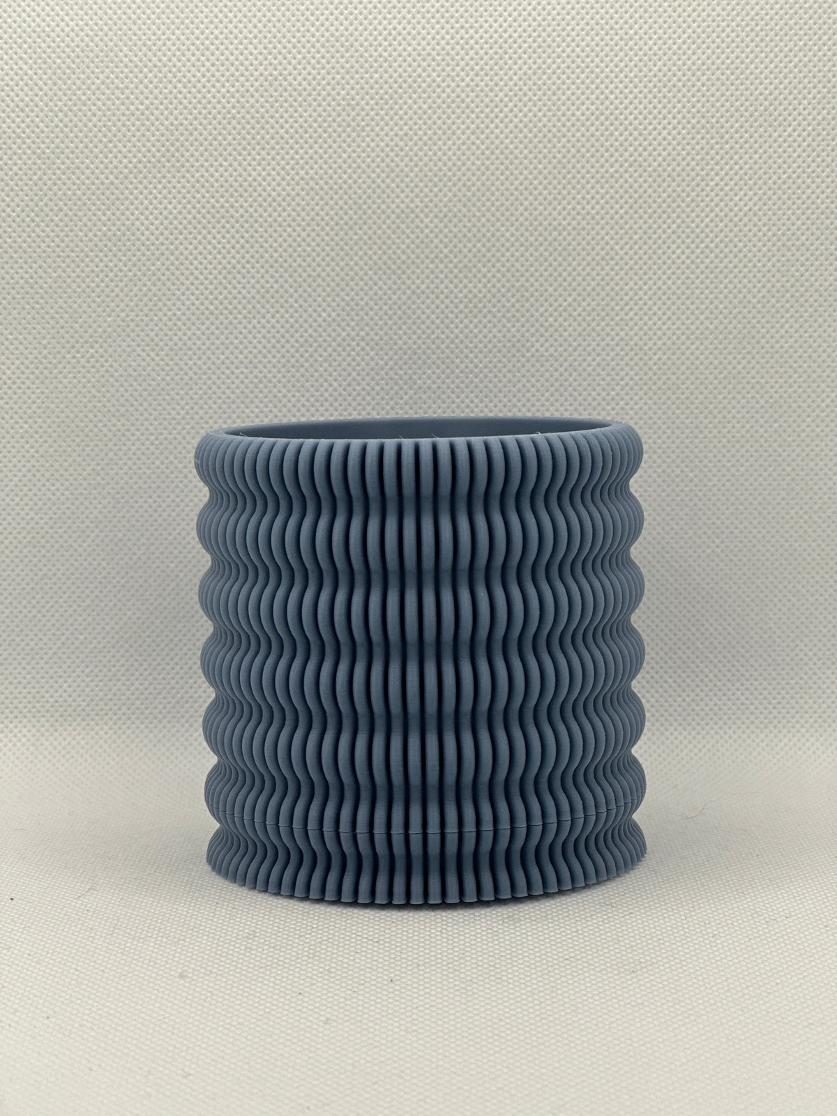 Modern Plant Pot with Hidden Drip Tray – Large size