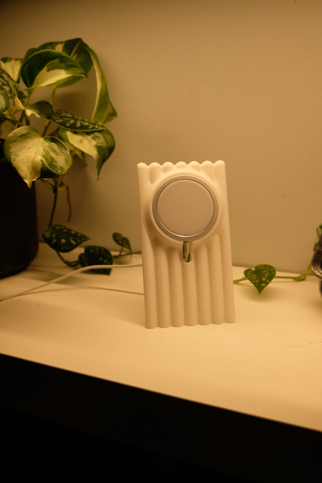 Phone MagSafe-Compatible Charging Stand