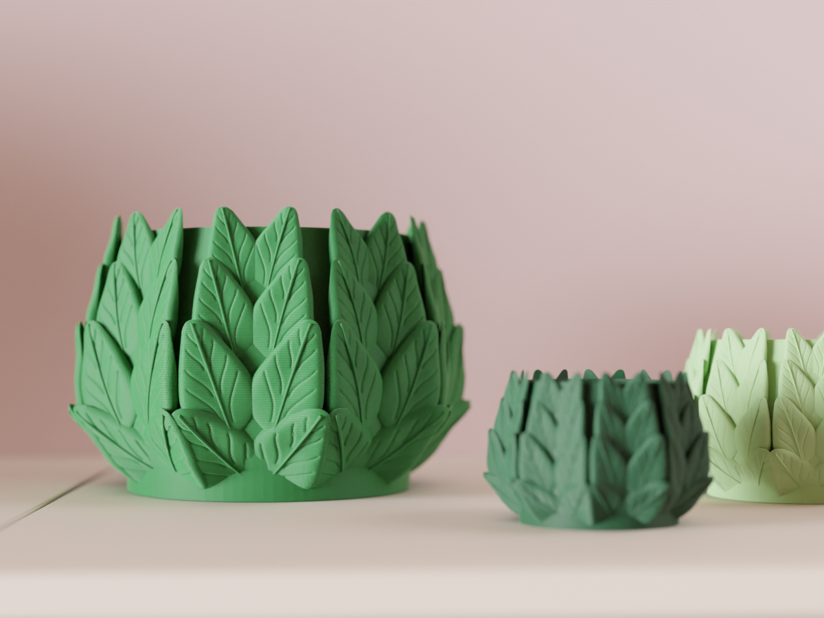 Plant Pot with 3d Leaf Design – Large size