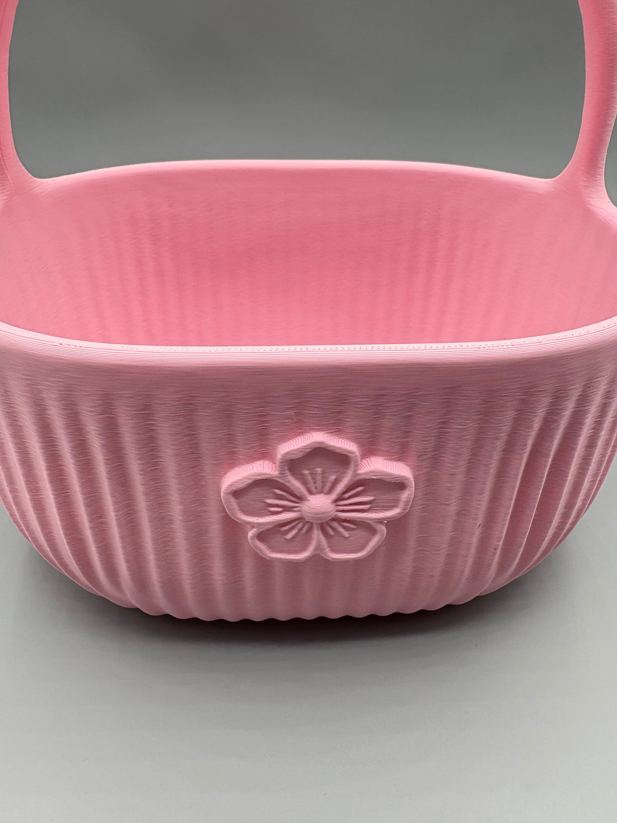 Ribbed Floral Caddy — Desktop & Bathroom Organizer