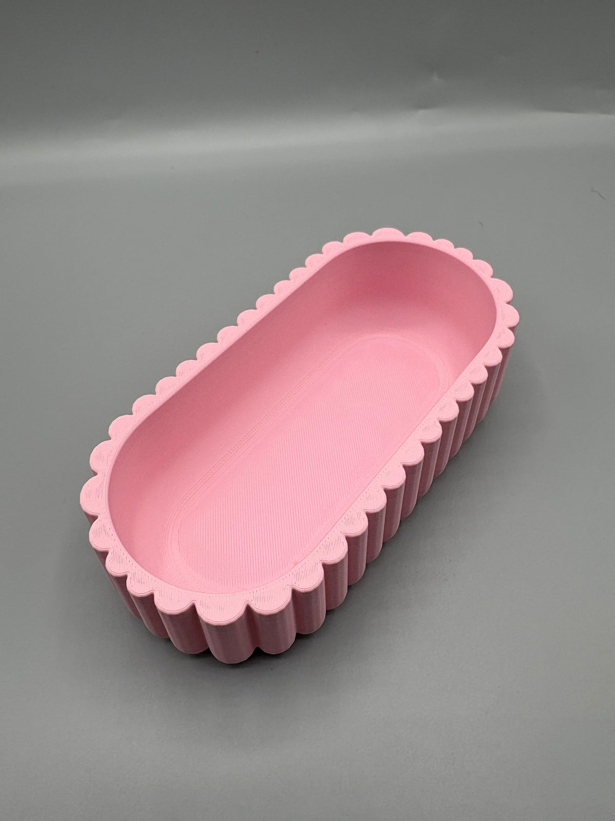 Scalloped Oval Vanity Tray — Minimalist Decor