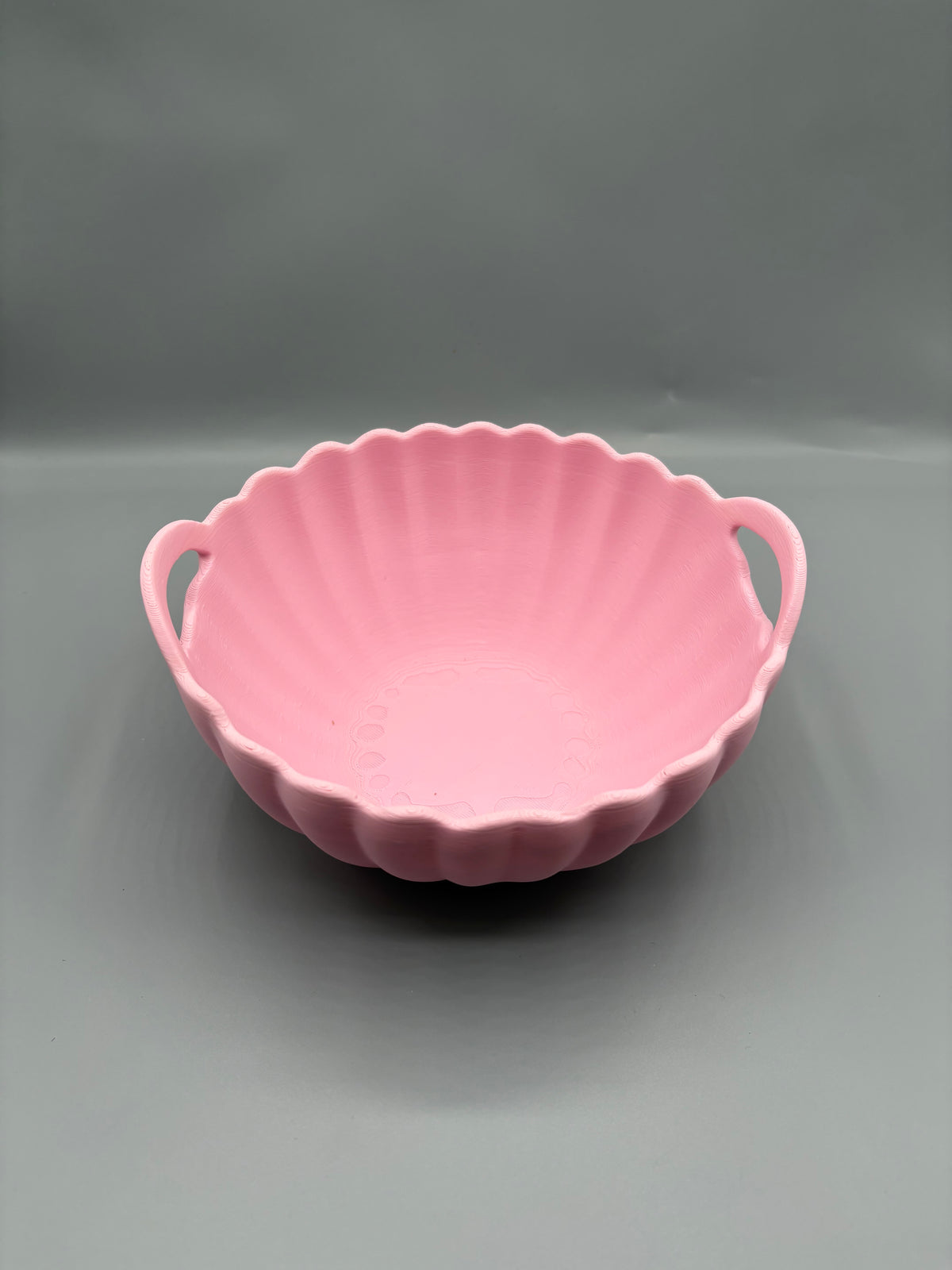 Scalloped Wavy Decorative Bowl with Handles