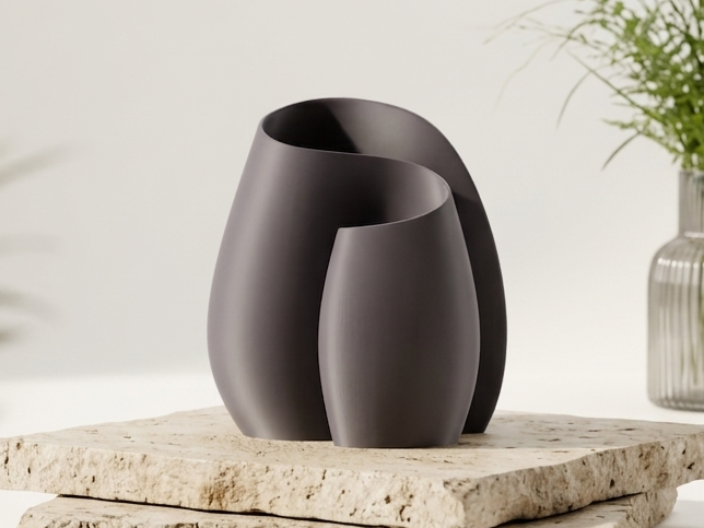 Single Line Flowing Vase