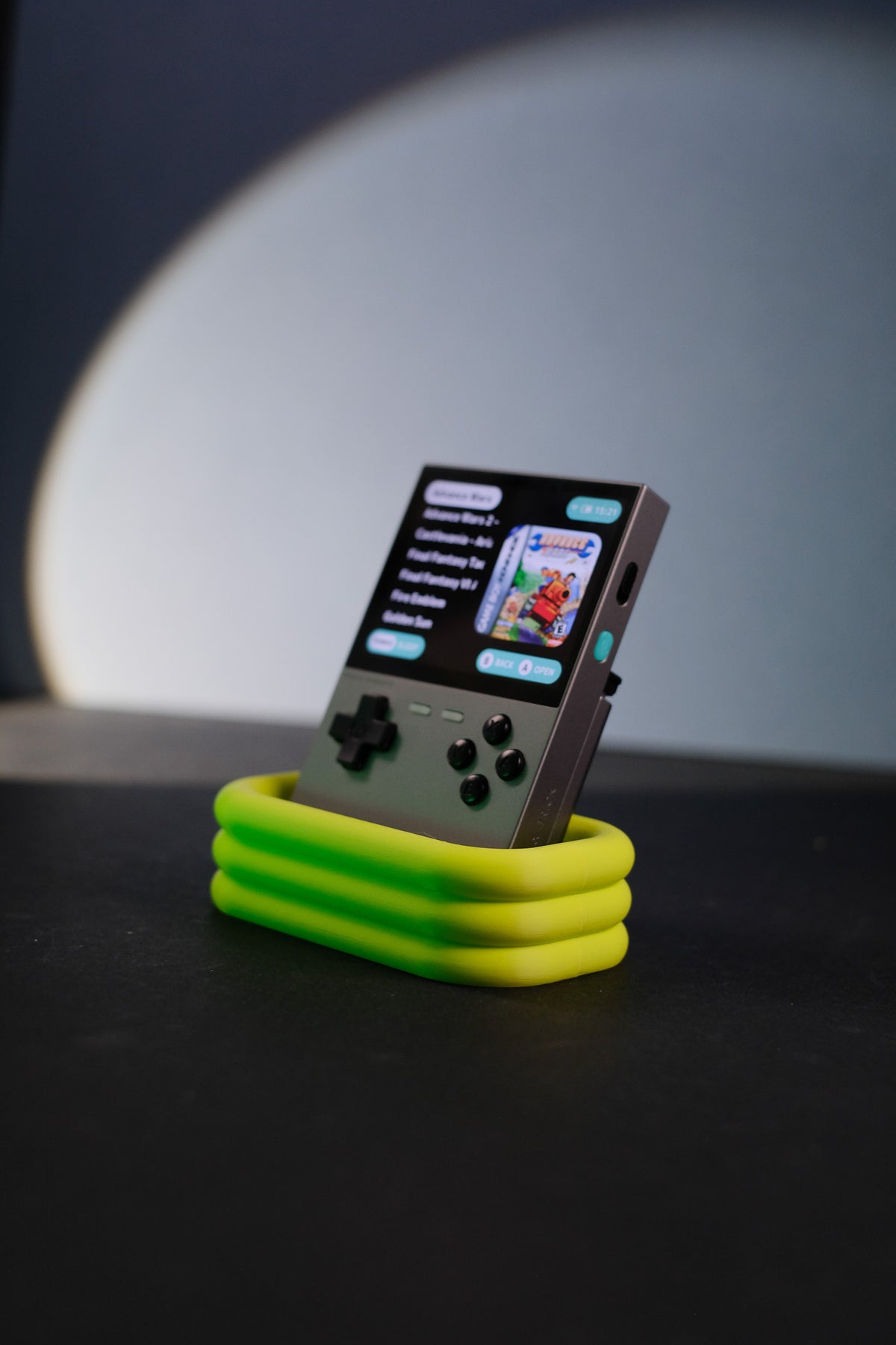 Trimui Brick Retro Console Desktop Stand